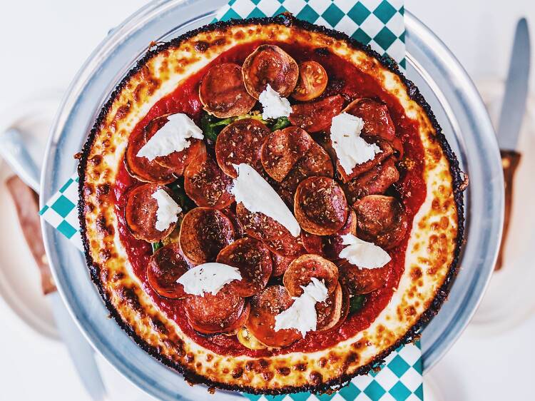 This popular Chicago deep dish pizza spot is moving to Noble Square soon
